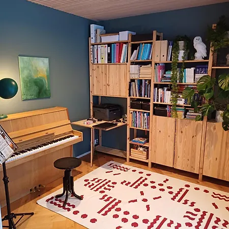 Villa Large House With Personality And Calming View *